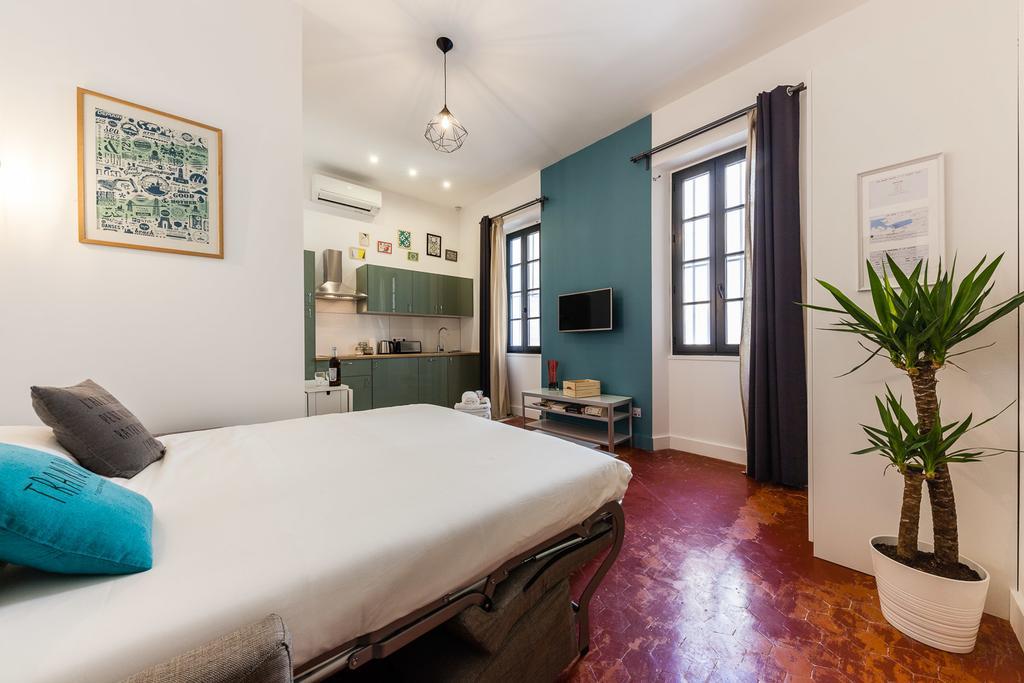 Chez Nous - 7 Appartements Sur Le Vieux Port Marselha Exterior foto