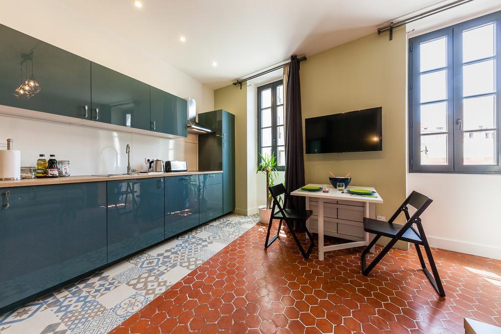 Chez Nous - 7 Appartements Sur Le Vieux Port Marselha Exterior foto