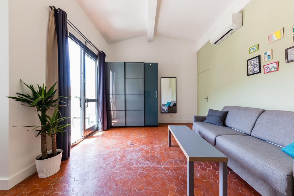 Chez Nous - 7 Appartements Sur Le Vieux Port Marselha Exterior foto